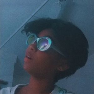 Meet your Posher, Marie